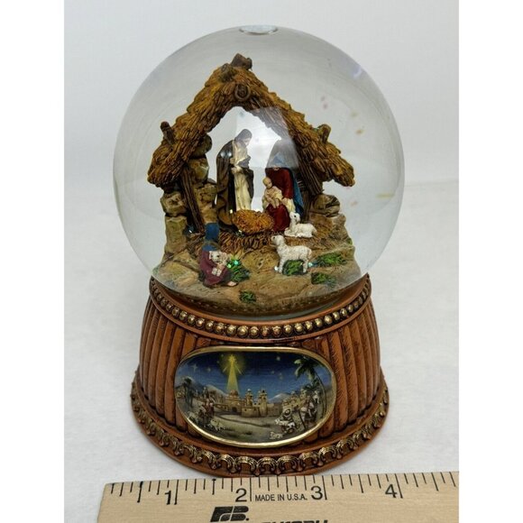 Roman Glitterdome Nativity Scene Musical Snow Globe 6" Tune: O Holy Night 2011 - Picture 11 of 14